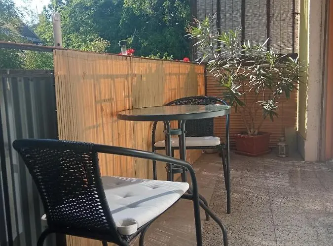 Free Parking, Balcony, Near To Park Séjour chez l'habitant *
