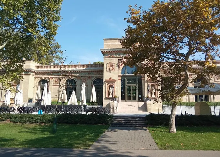 Free Parking, Balcony, Near To Park * Budapeszt